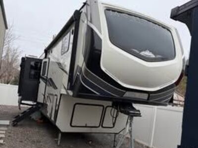 2022 Montana Bunkhouse