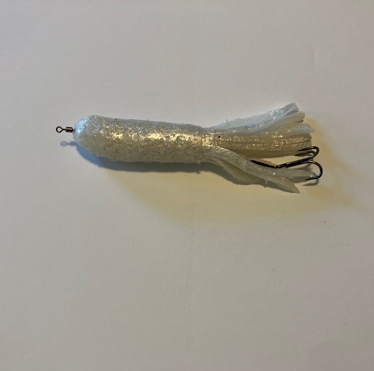 Strawberry Killer. White.