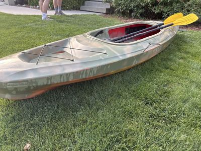 Lifetime Tamarack Kayak - Camo with Paddle