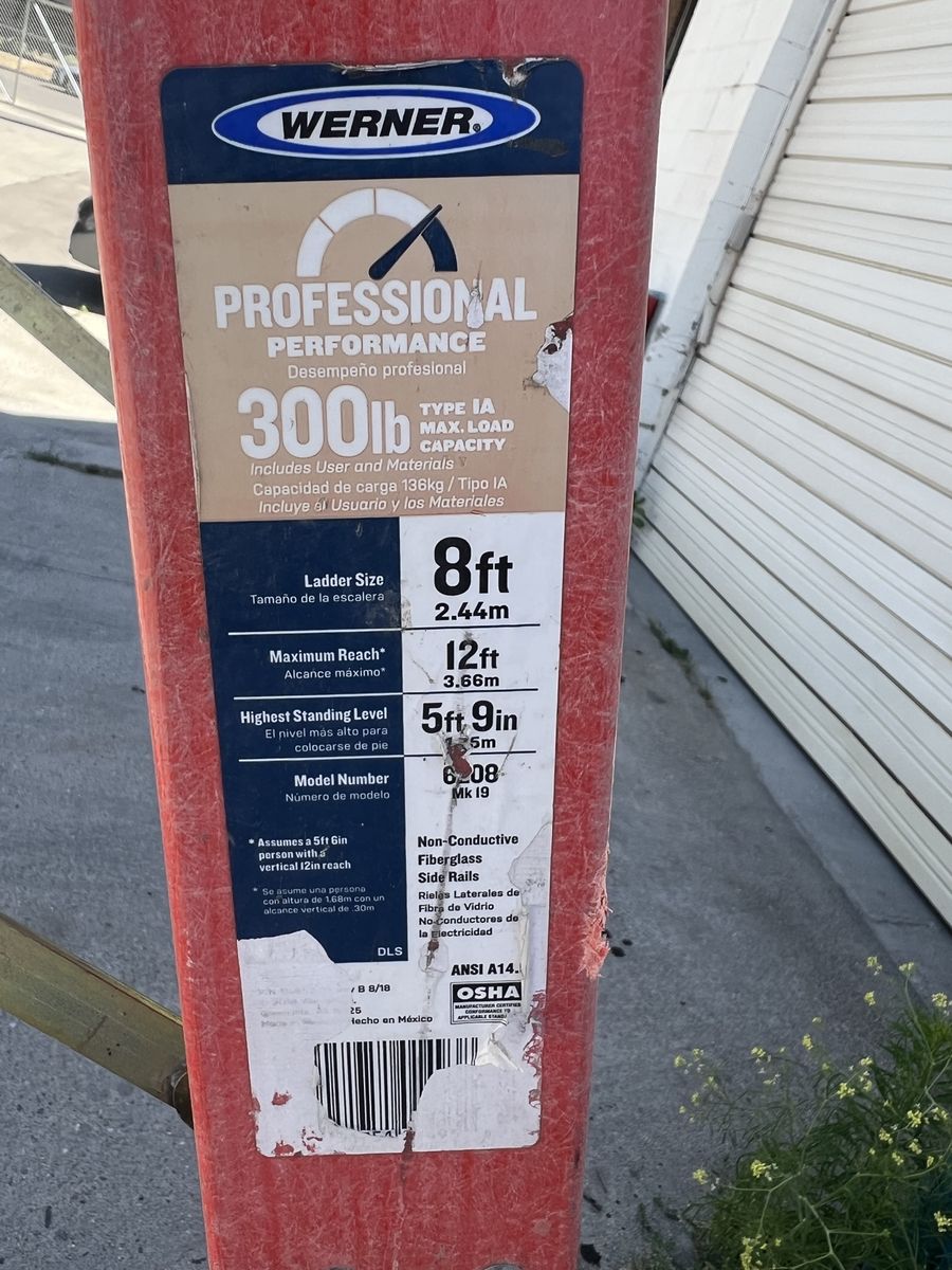 Werner 8’ ladder