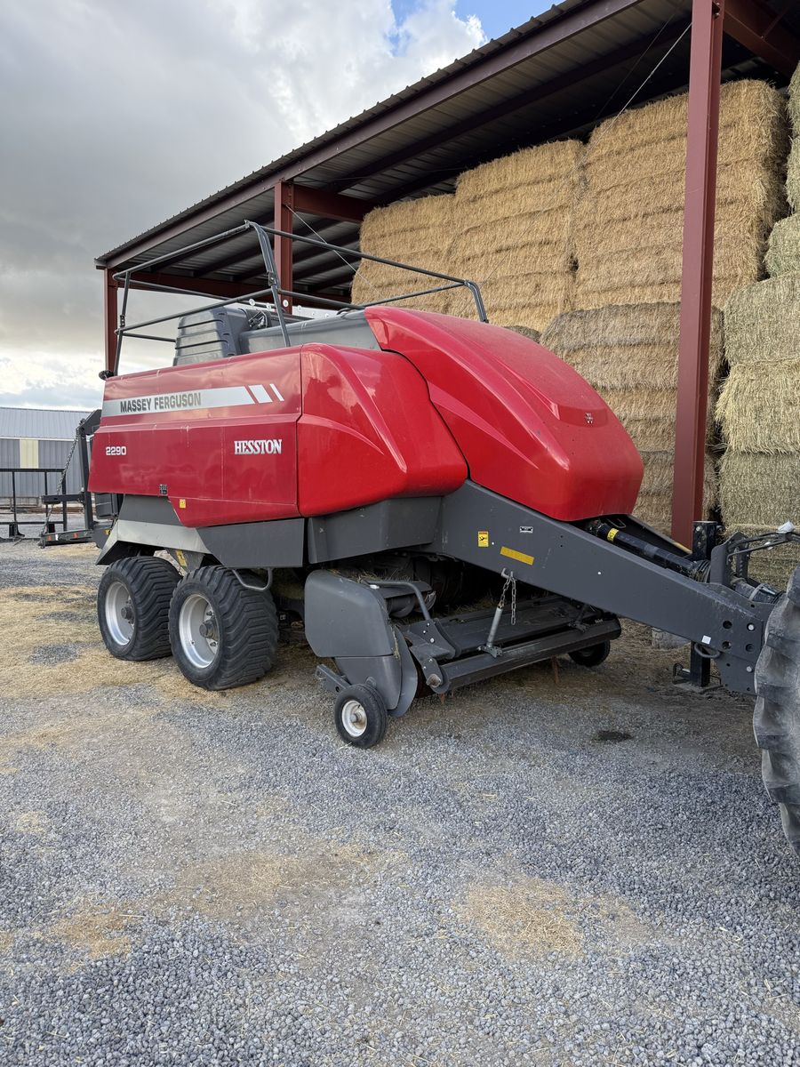 2015 Massey 2290 baler