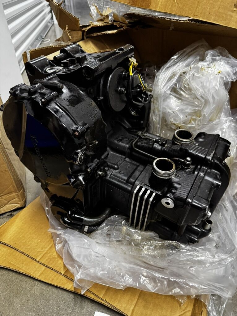 1990 KAWASAKI NINJA EX500A Engine