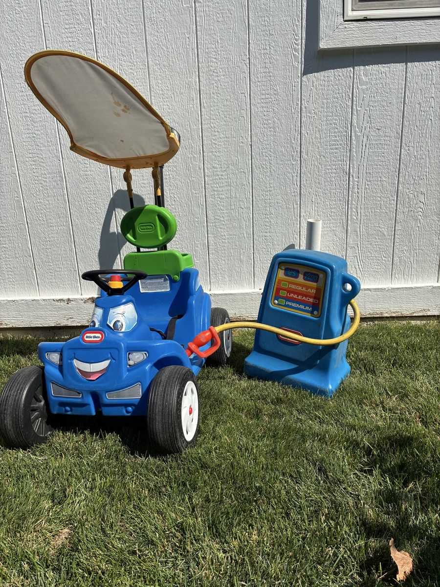 Little Tikes Blue Ride-On Car with Sun Shade and Toy Gas Pump