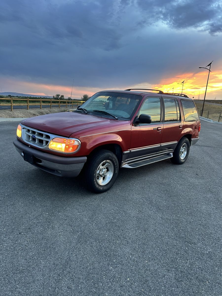 Ford Explorer Eddie Bauer 4 door SUV Red
