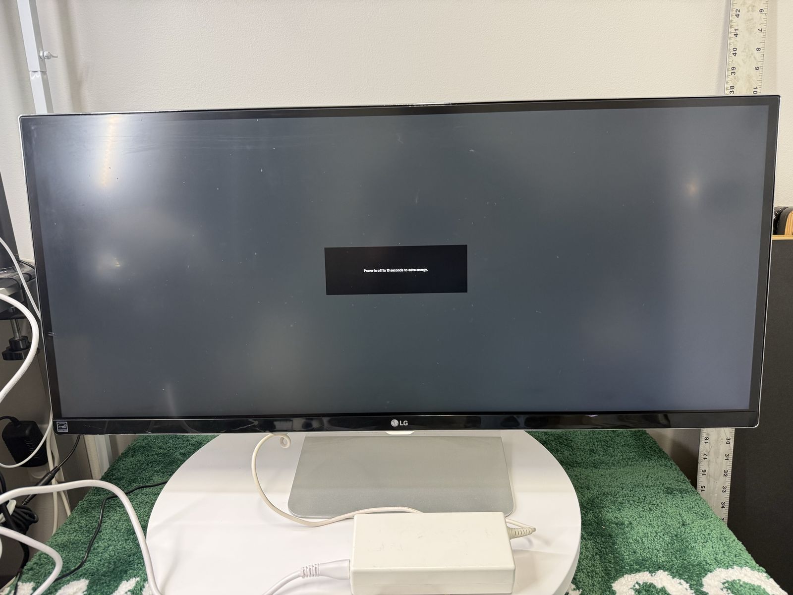 34” LG Widescreen Computer Monitor -Model 34UM95-P