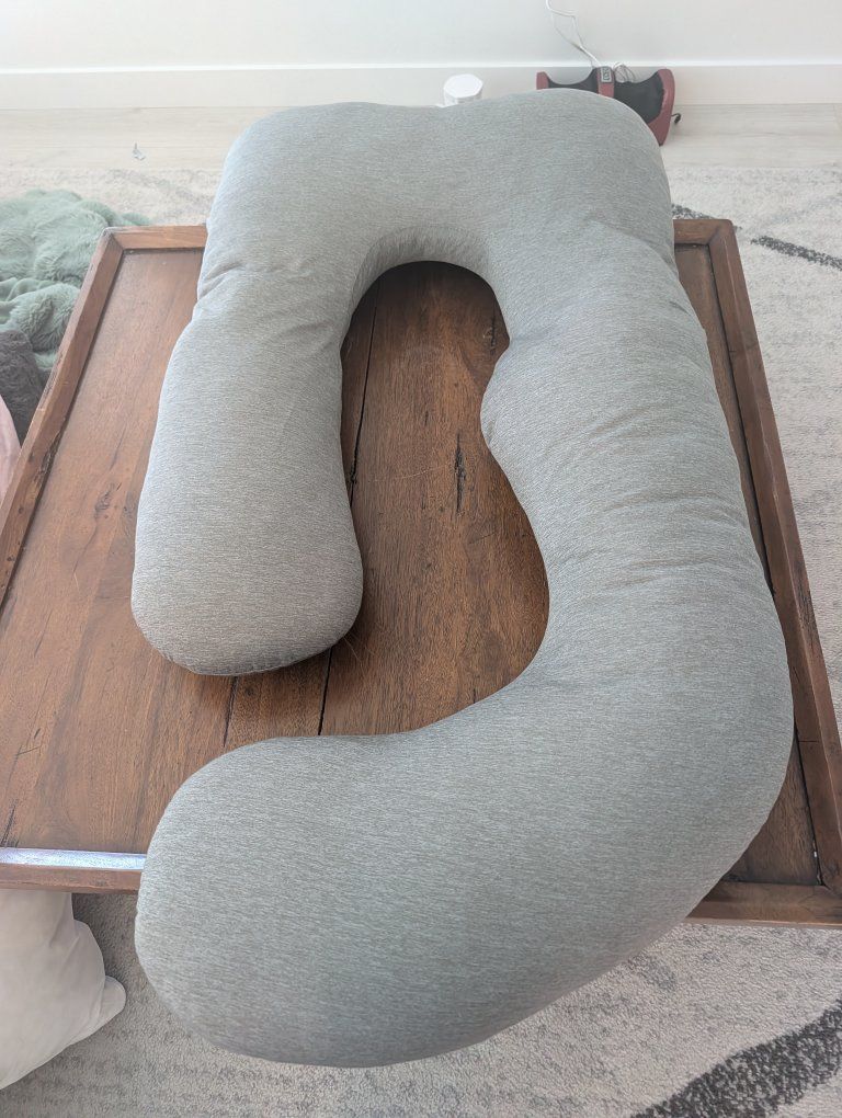 Pregnancy Pillow