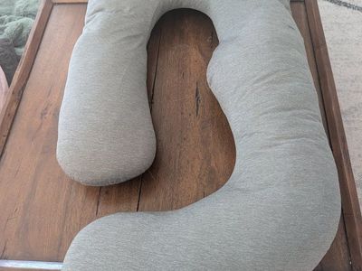 Pregnancy Pillow