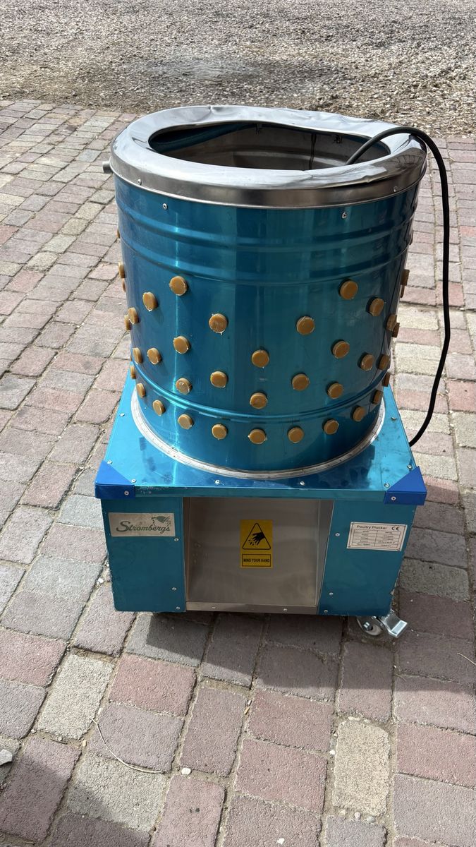 Strombergs Chicken Plucker