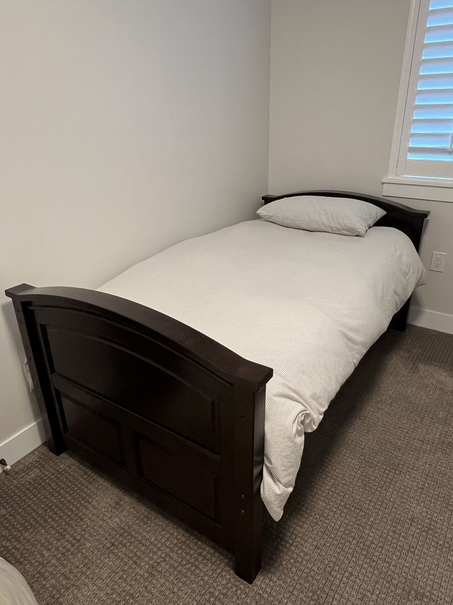 Dark Wood Twin Size Bed Frame - Classic Design