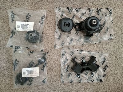 Engine Mount Set for 1998 Toyota Avalon