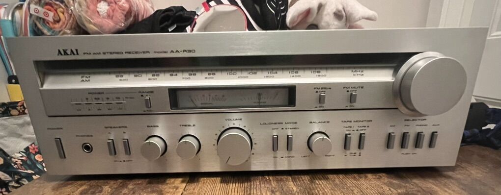 Akai Vintage Receiver AA R30