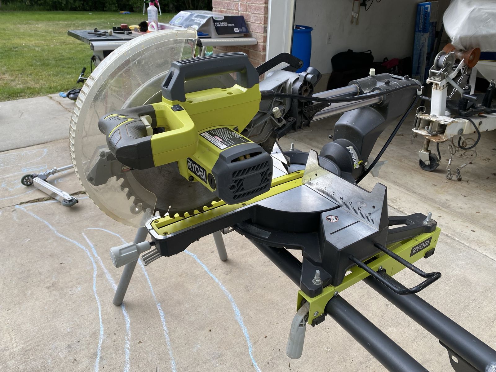 Main image 3