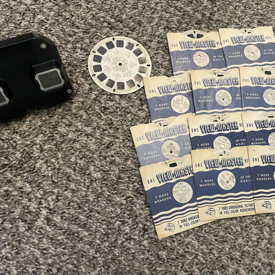 Vintage View-Master Reels & Viewer Bundle – 14 Reels + Viewer