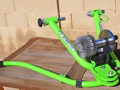 Kinetic by Kurt Road Machine Bike Trainer - Green