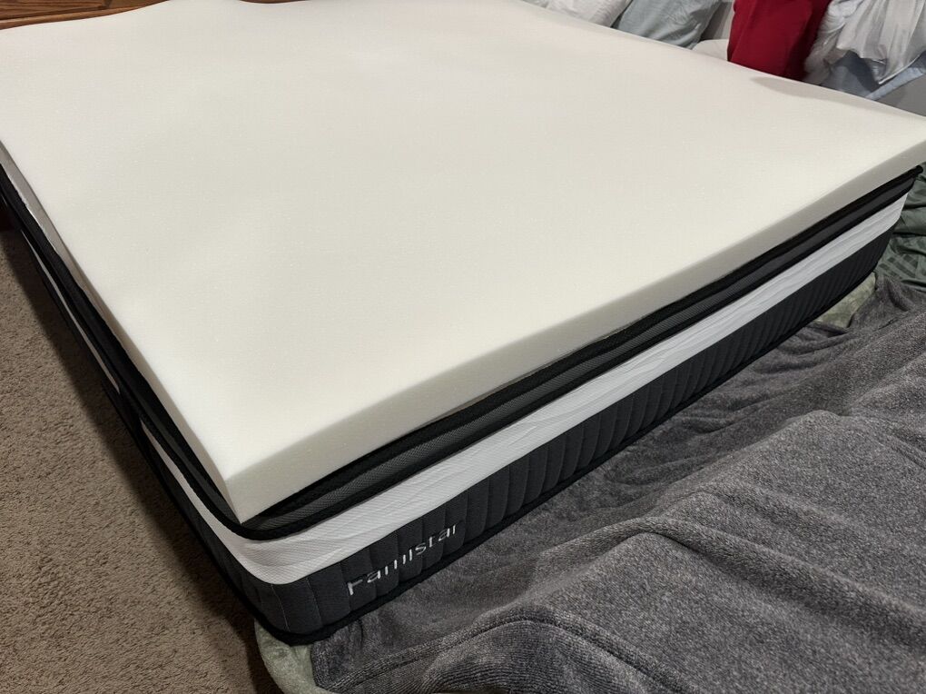 Famistar King Size Matress With 2 Inch Memory Foam