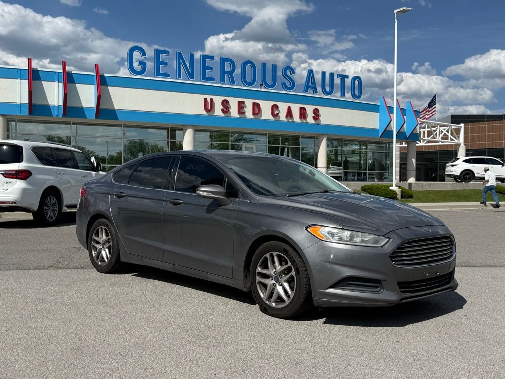 2013 Ford Fusion SE