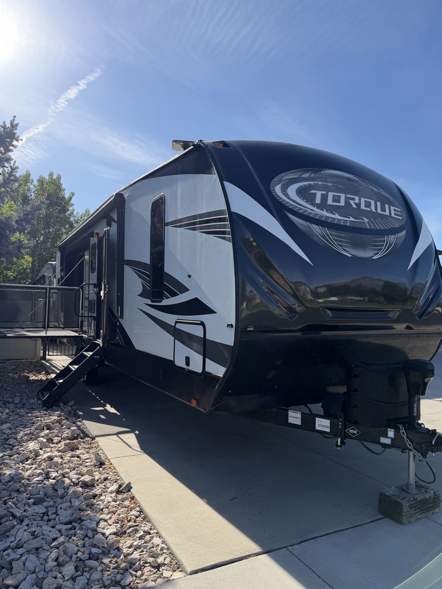 2018 Torque T32 Deluxe Toy Hauler