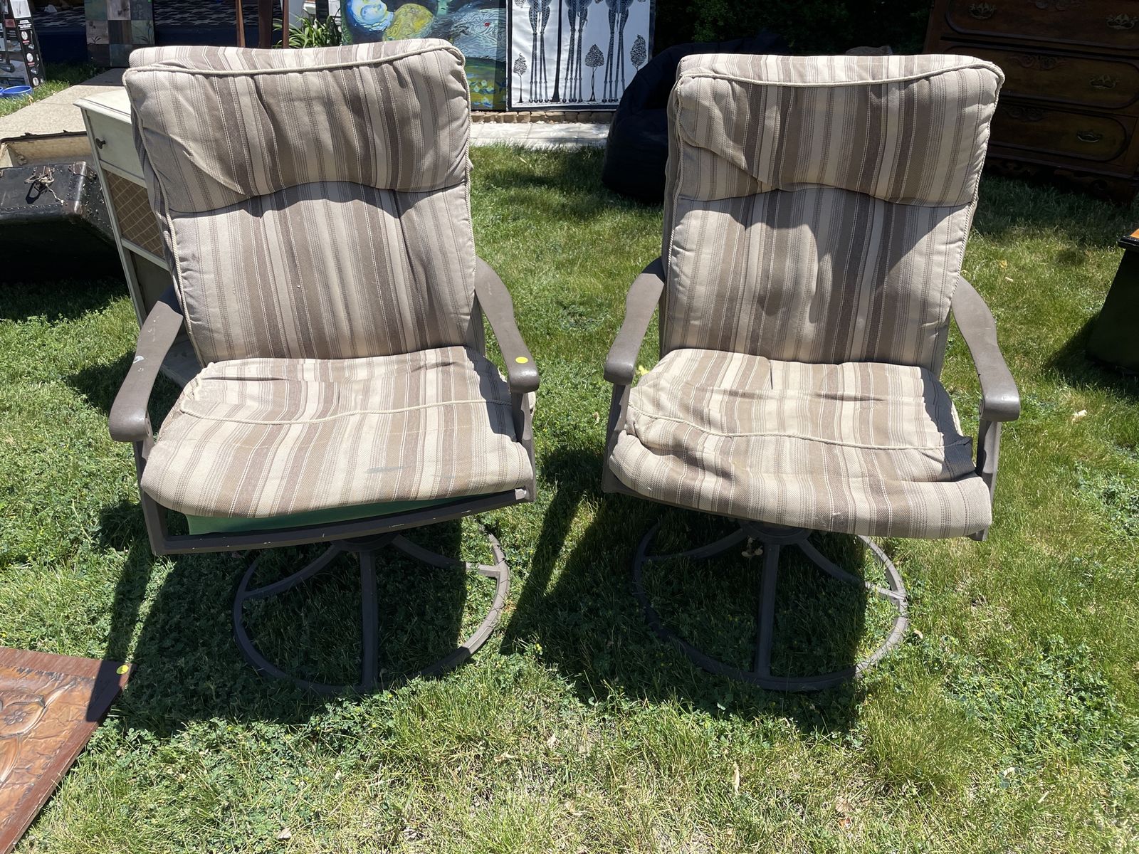 Metal outdoor chairs