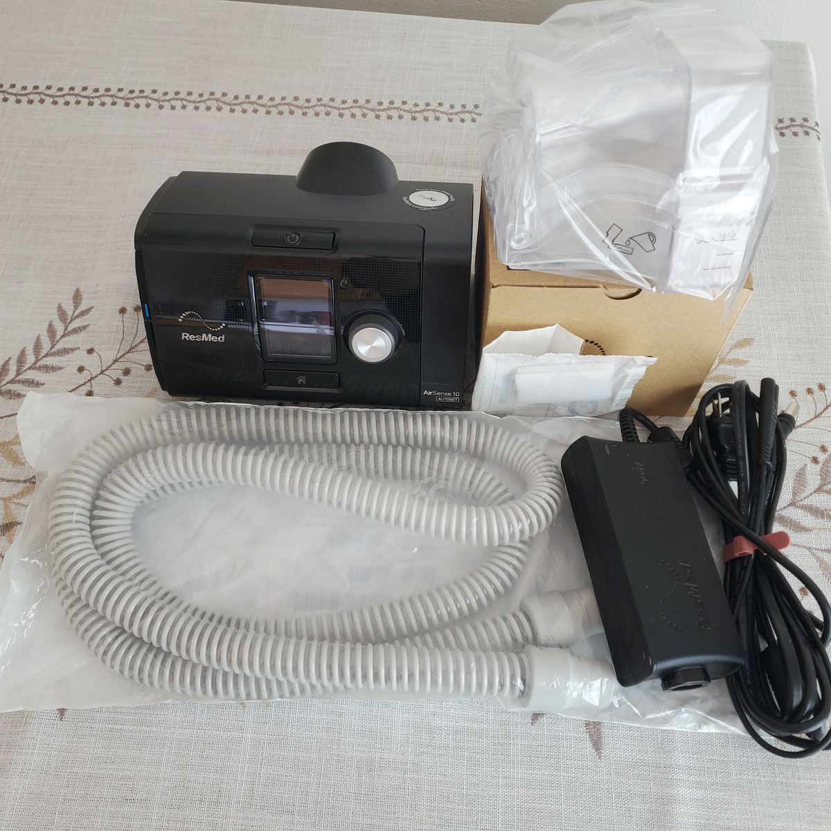 CPAP AirSense 10 With New Tank, Hose, and Filters