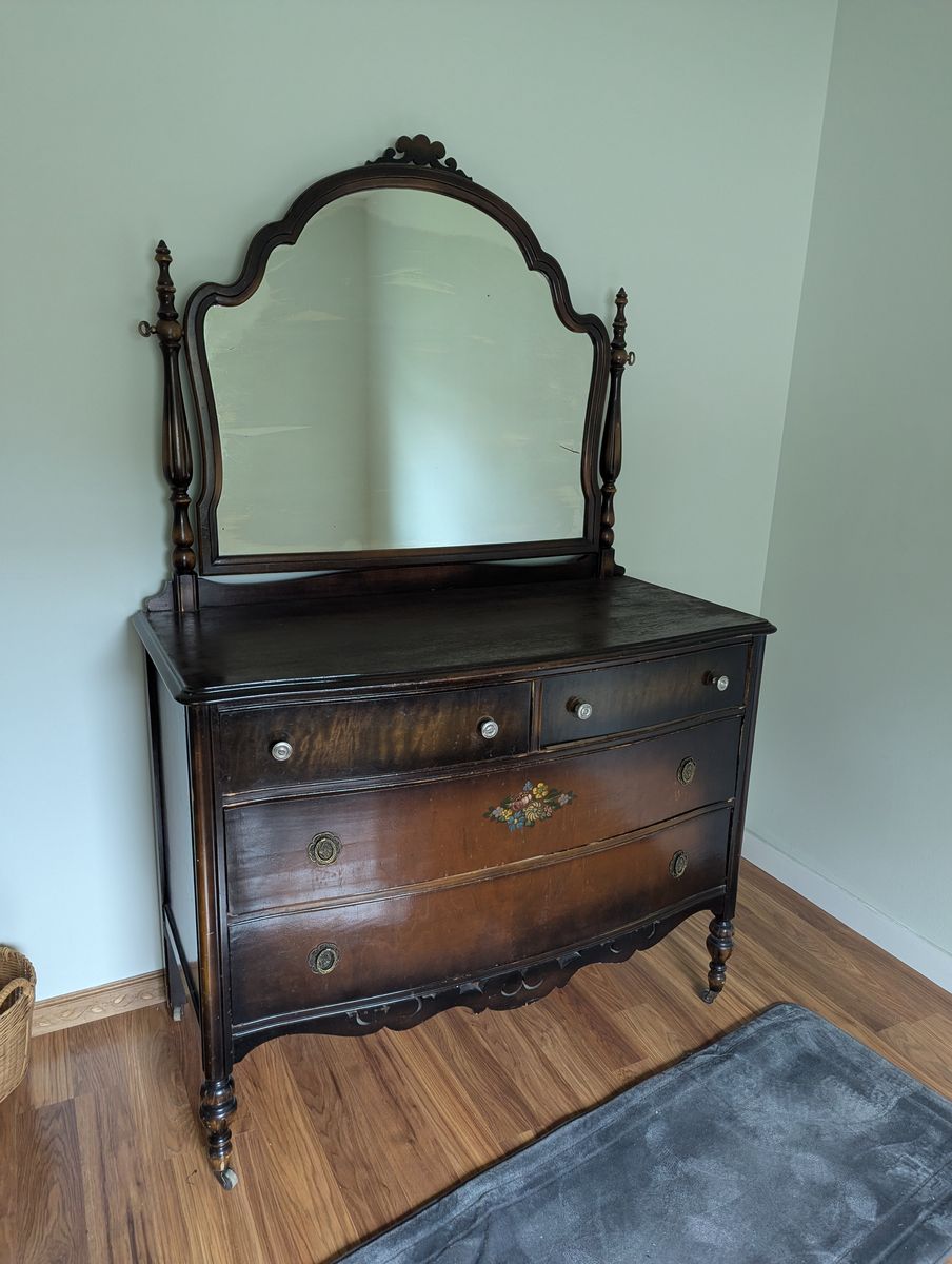 Beautiful antique dresser with mirror