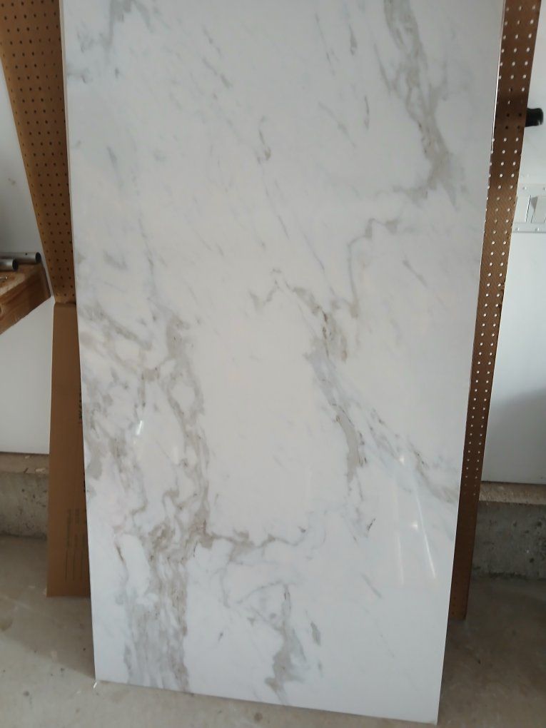 Porcelain tile