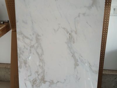 Porcelain tile
