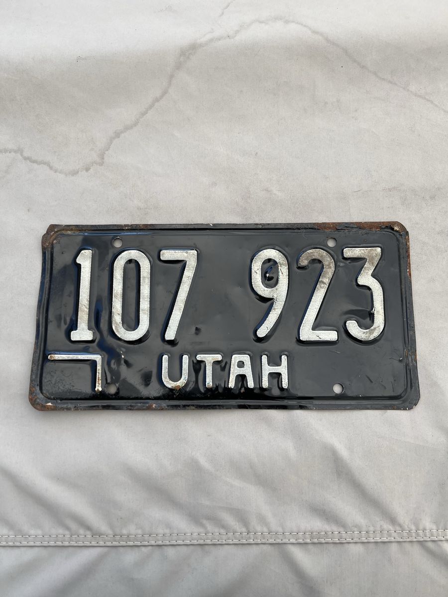 Vintage Utah License Plate - Black & White 107 923 - Collectible Auto Memorabilia