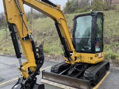 Cat 304/40 Class Mini Ex for Rent. 4 Ton Machine, Easy To Transport and Powerful