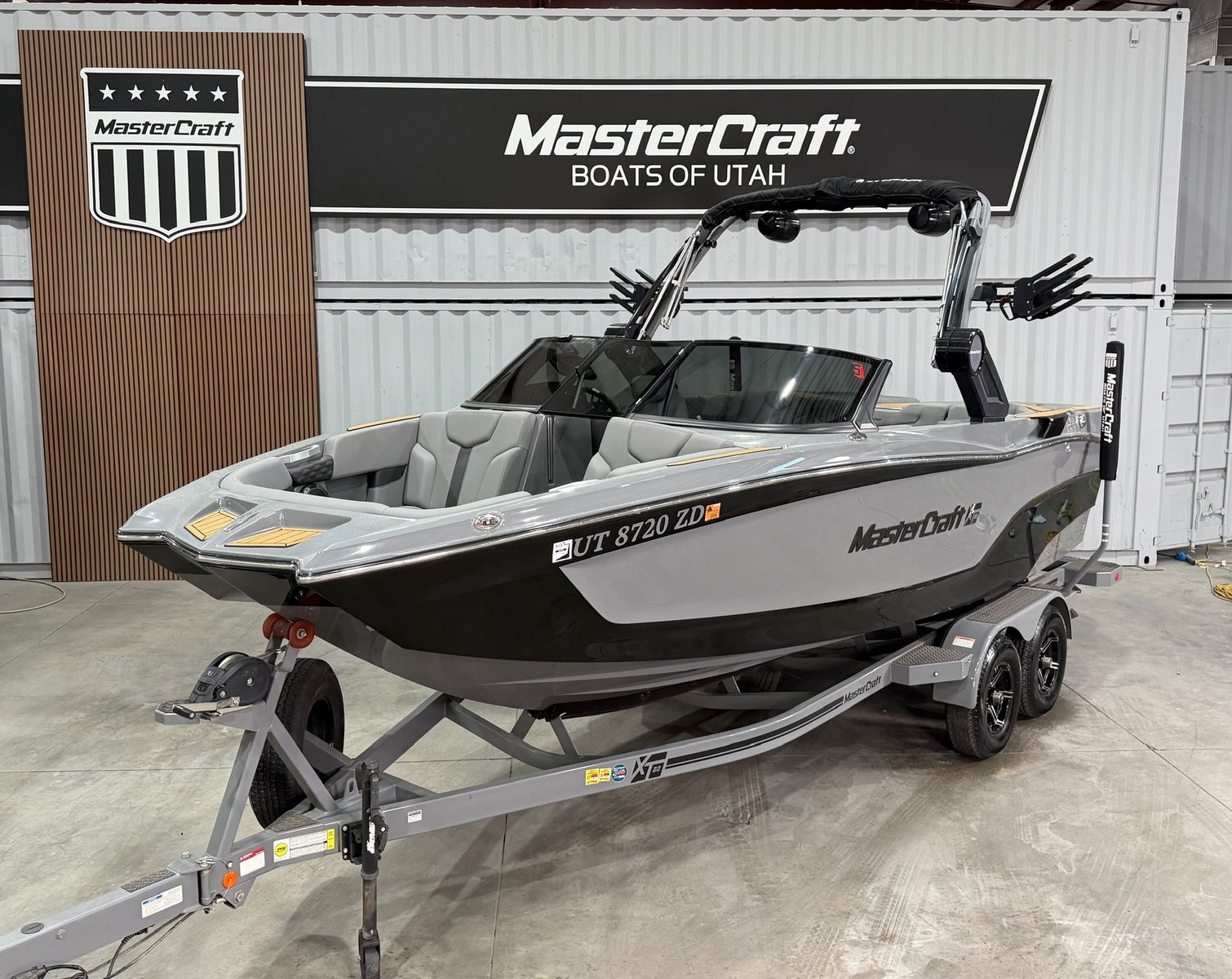 2022 MASTERCRAFT XT22