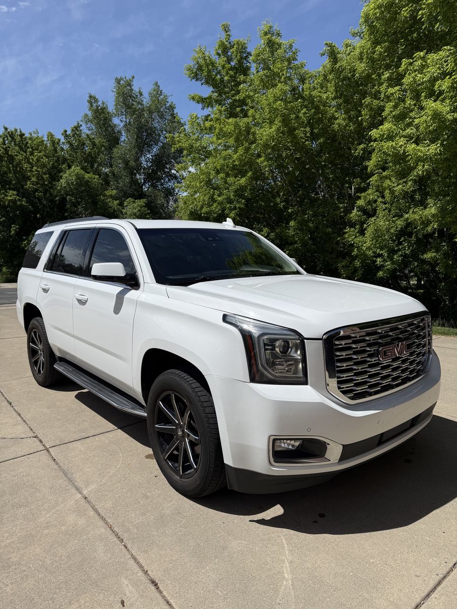 2019 GMC Yukon SLT