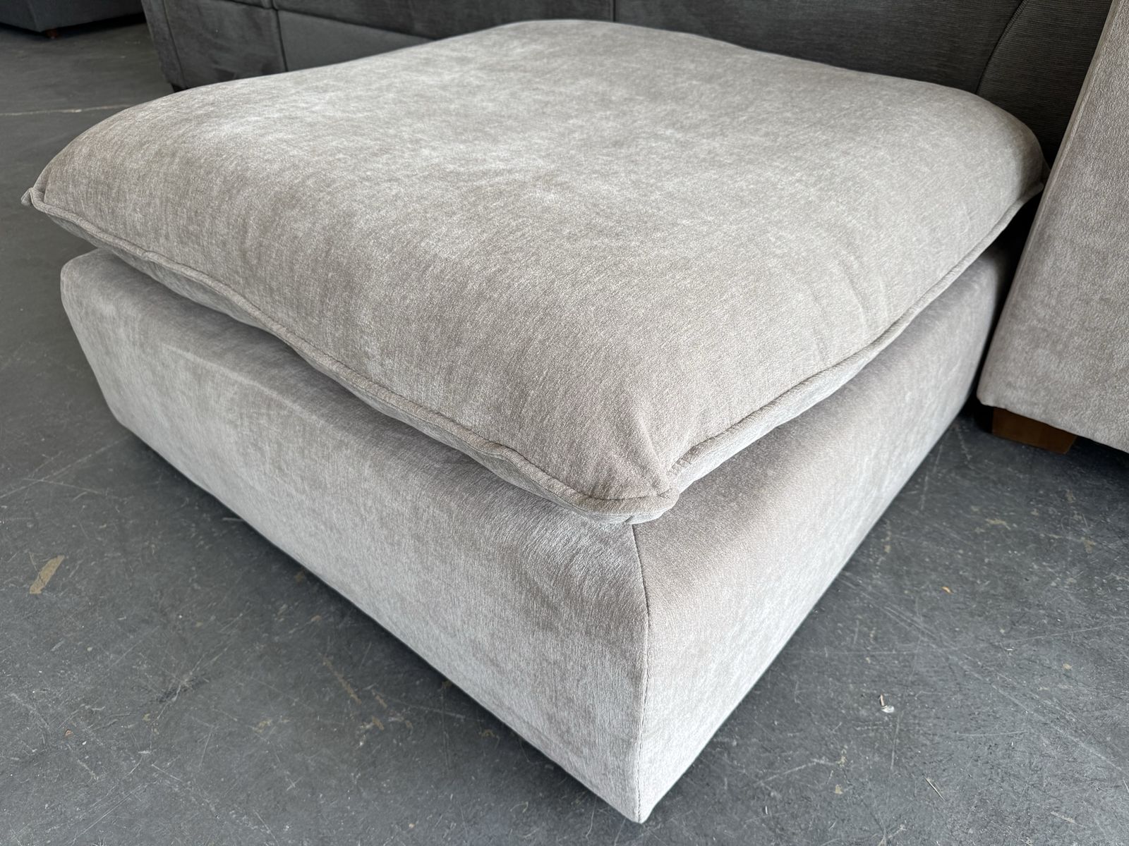 TAUPE SEREEN COSTCO MODULAR SECTIONAL OTTOMAN