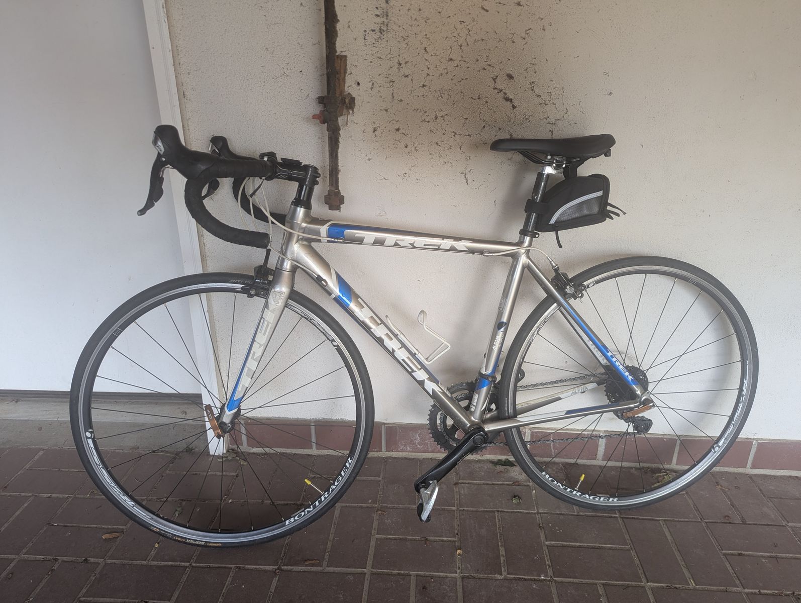 Trek aluminum road bike