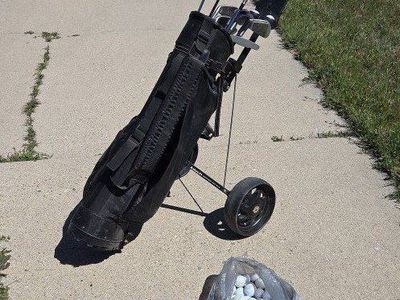 Macgregor golf club set with caddie cart