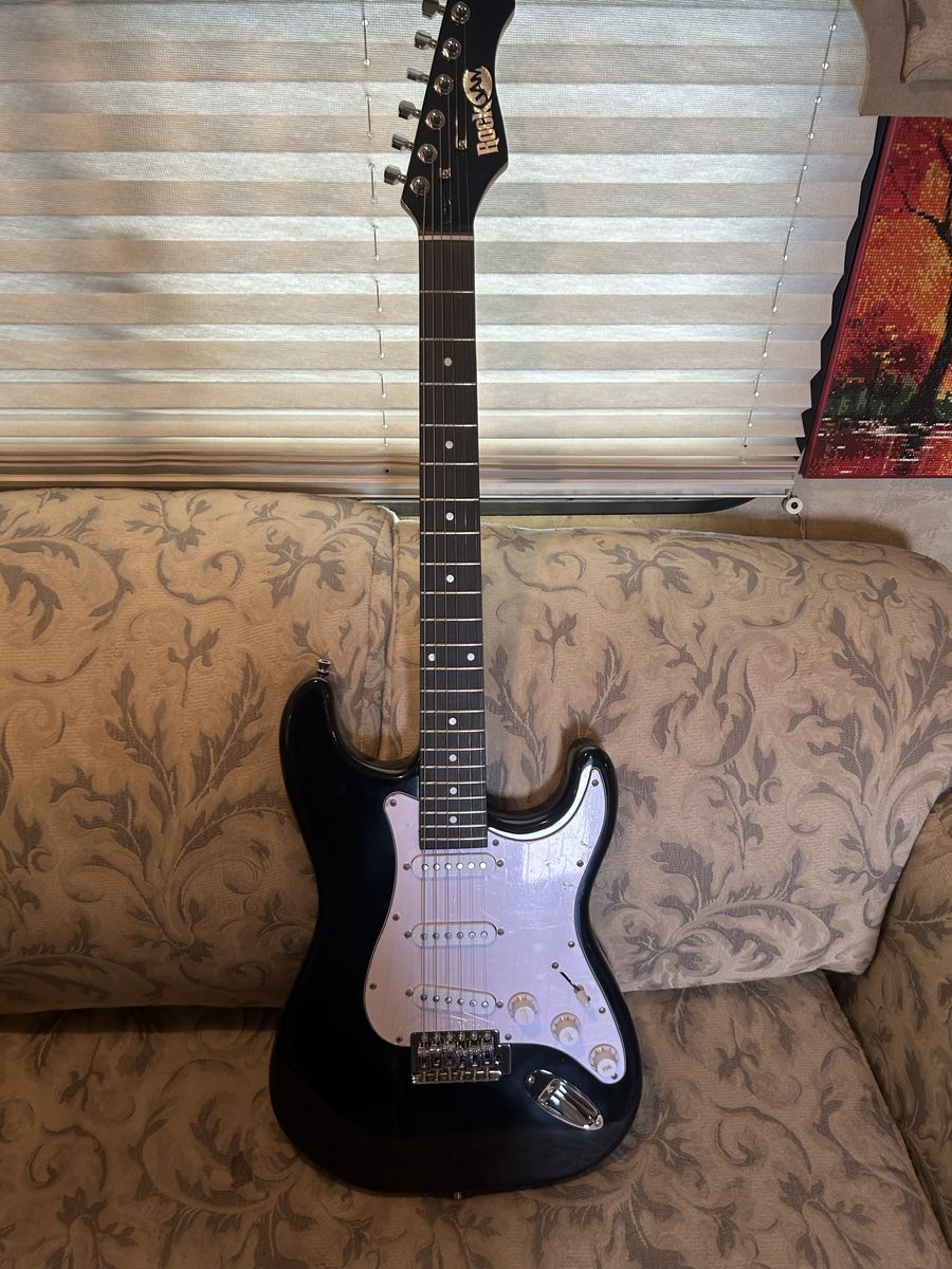RockJam Electric Guitar Black with Gig Bag