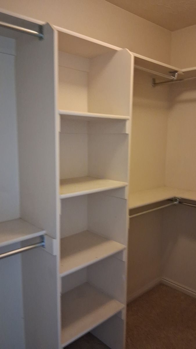 Room for rent- Private Bathroom- washer and dryer - No Pets!