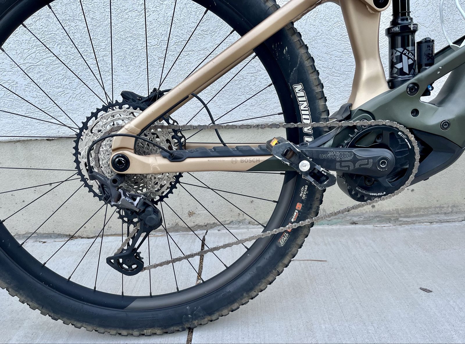 Main image 3