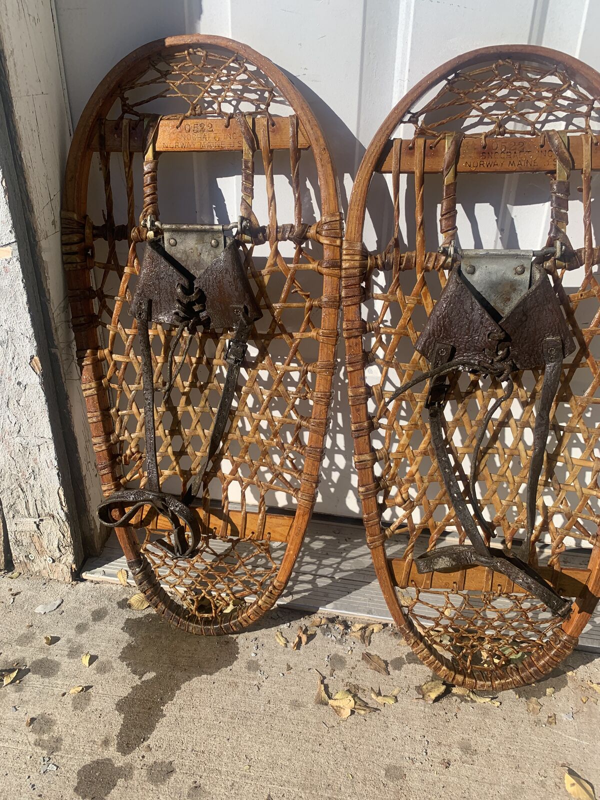 Snow craft  13x28 rawhide vintage snowshoes