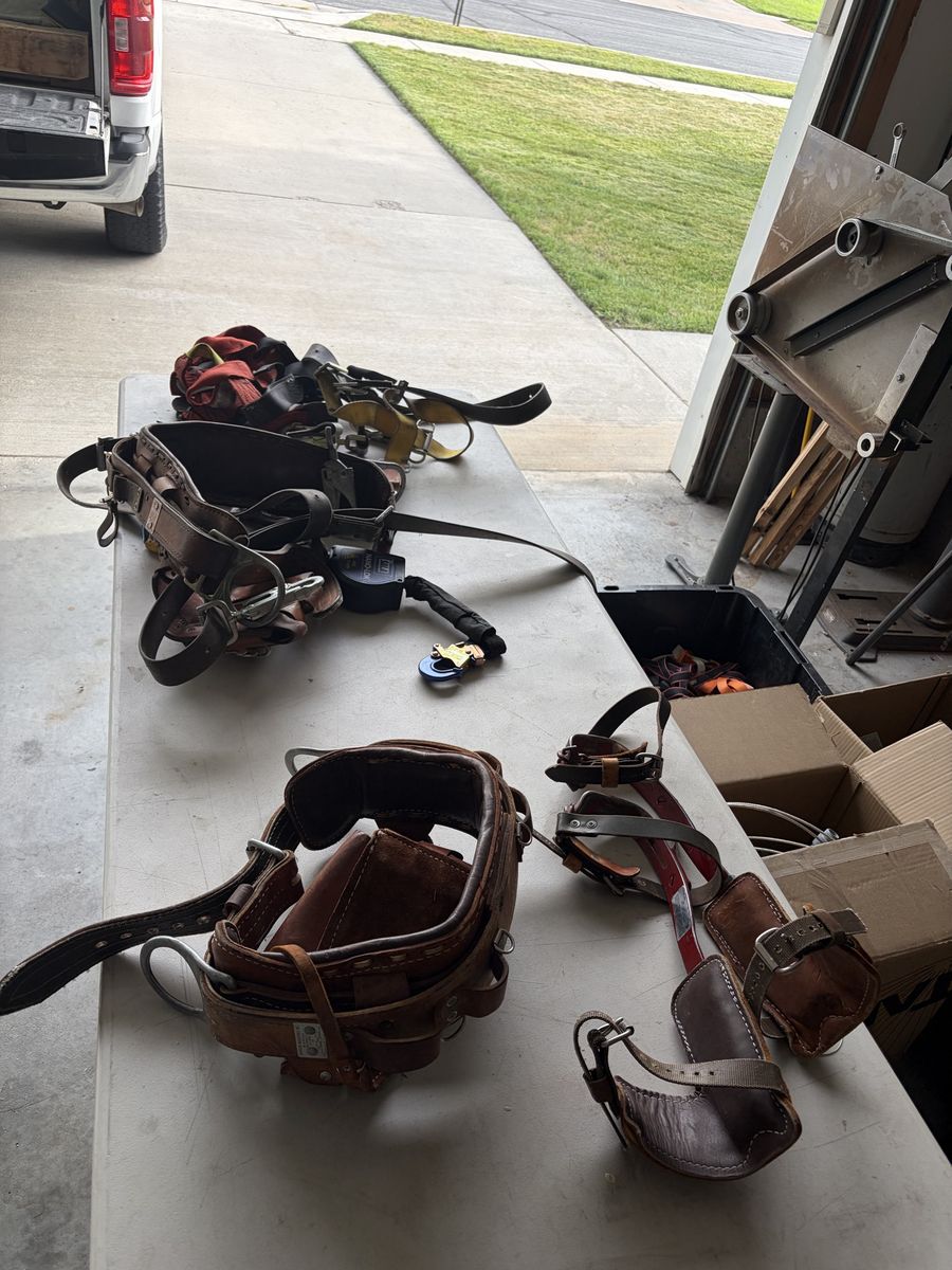 Professional Bashlin Lineman belts and gear 