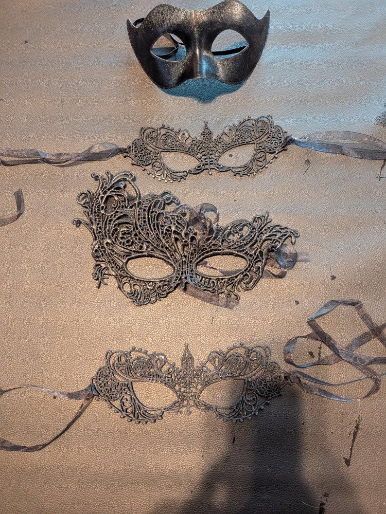 Masquerade Masks - 4 Piece Set - Black Venetian Style & Lace Filigree for Costume Party
