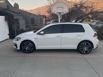 2020 Volkswagen Golf GTI S