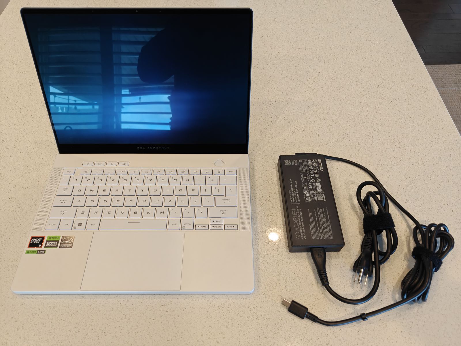 Asus Zephyrus G14 GA403UV (2024) Ryzen 8945HS, RTX 4060, 16GB Ram, 1TB NVMe - Excellent Condition