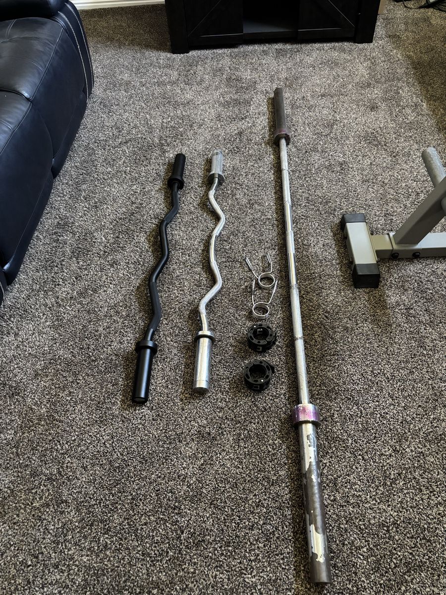 Barbell, 2 different EZ Bars Description has pricing for each