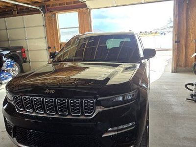 2023 Jeep Grand Cherokee Summit Reserve