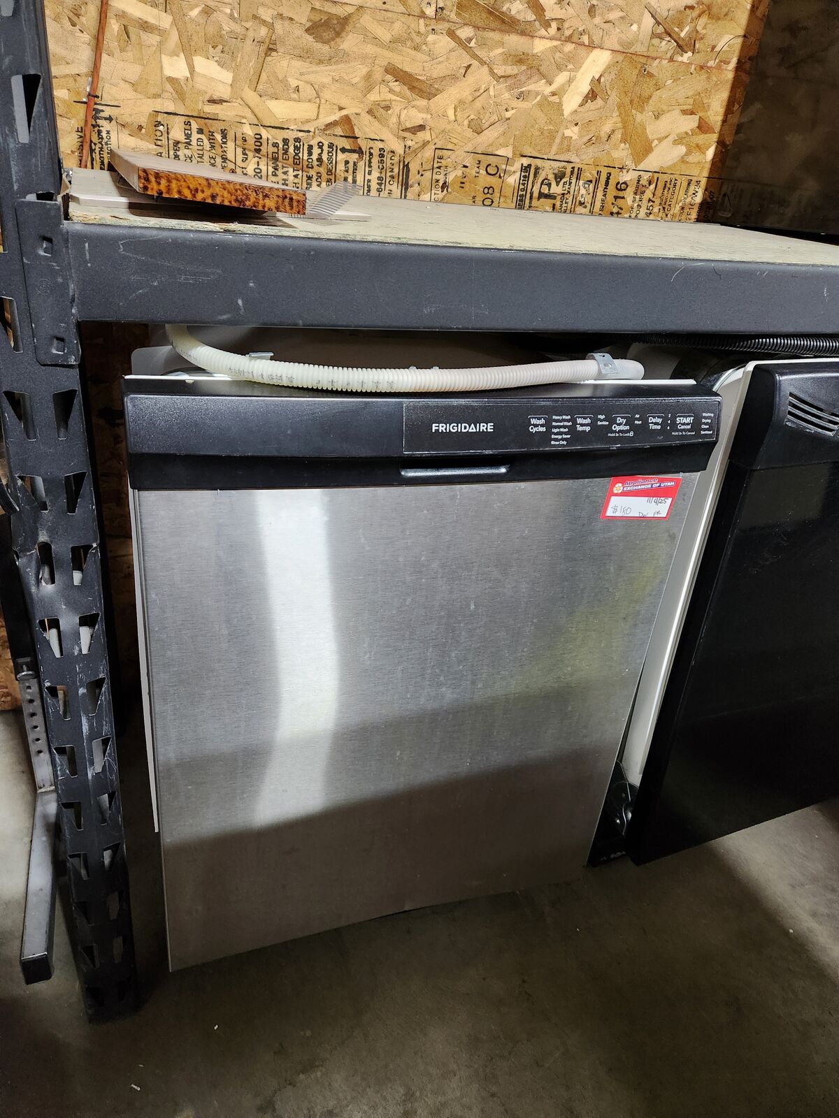 GREAT FRIGIDAIRE STAINLESS STEEL DISHWASHER! W-WARRANTY