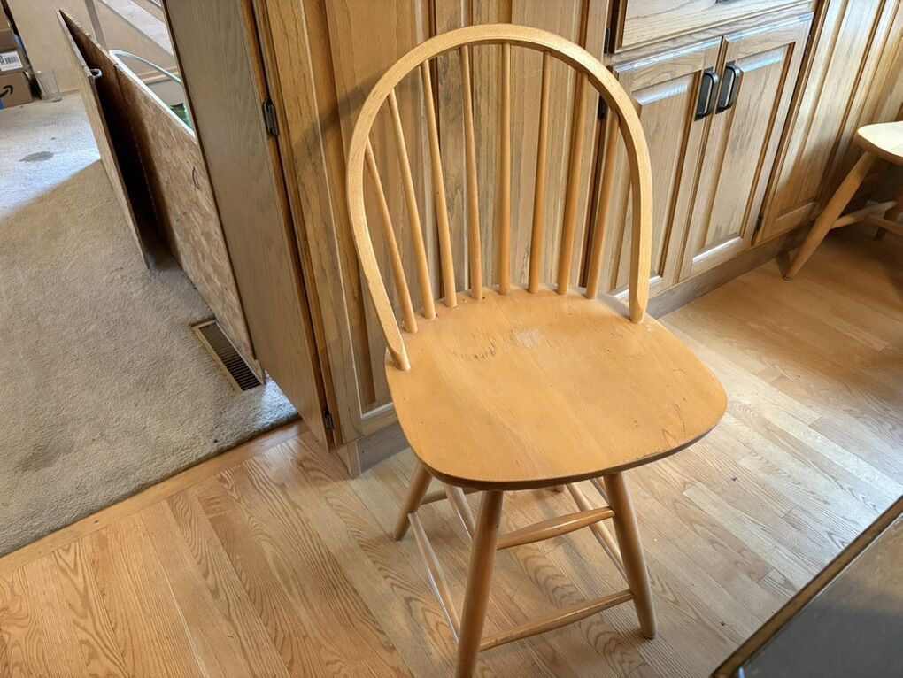 Vintage Windsor Spindle Swivel Barstool