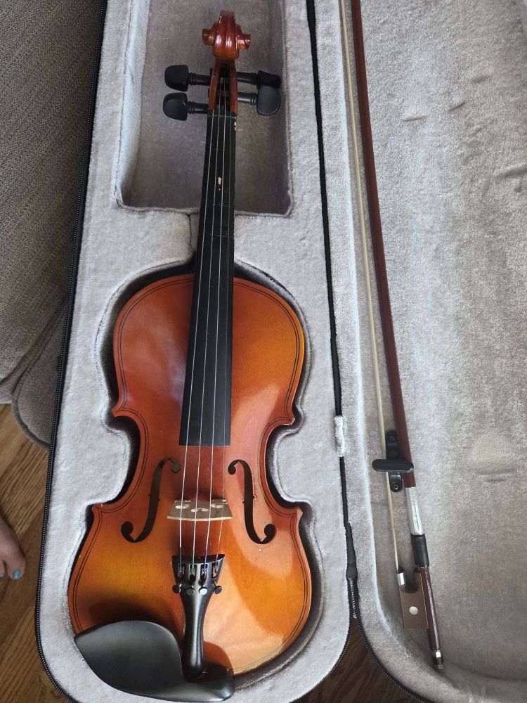 3/4 Beginner Violin with Case, Bow, and Accessories - Perfect for Learning