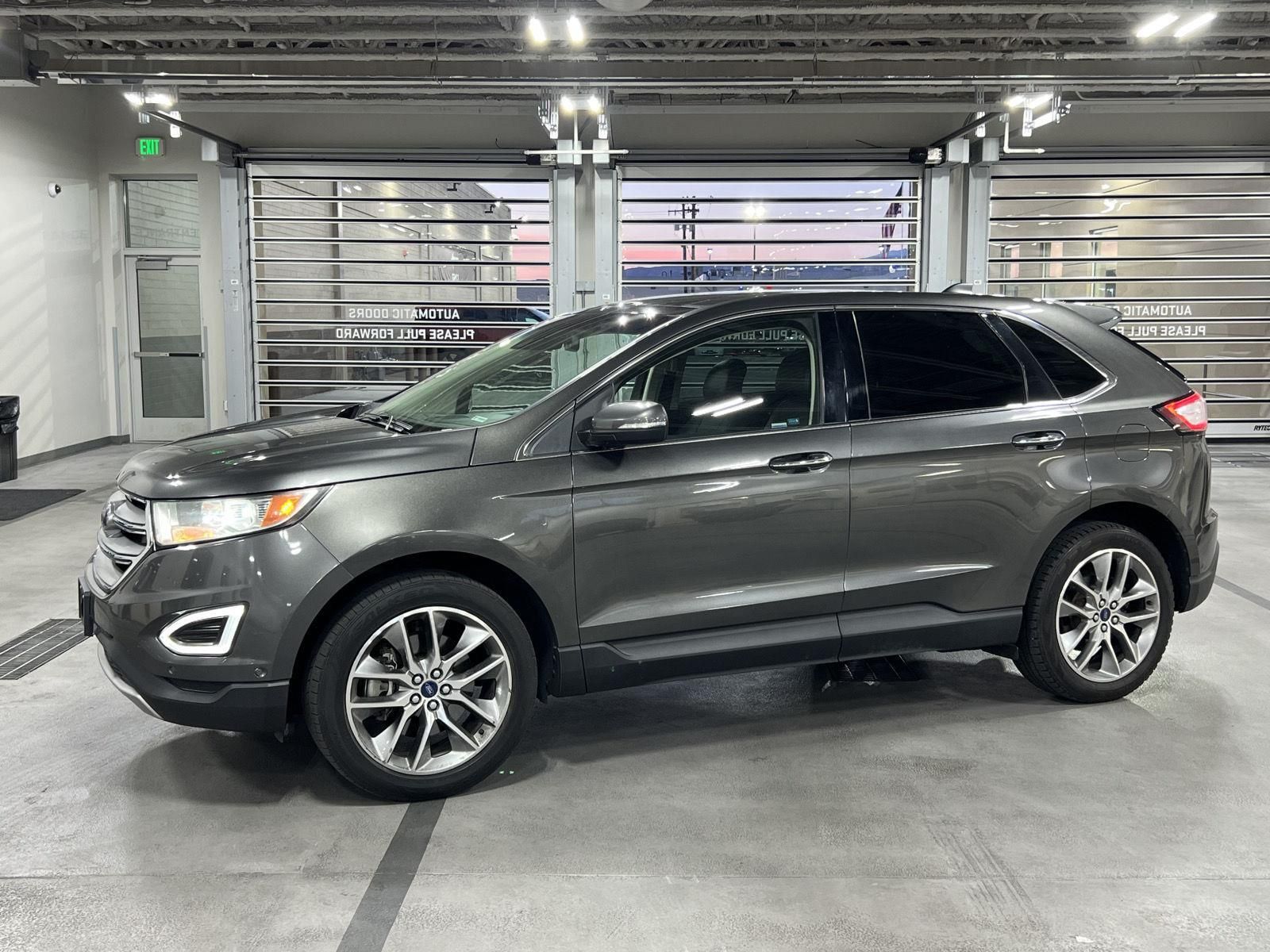 2017 Ford Edge Titanium