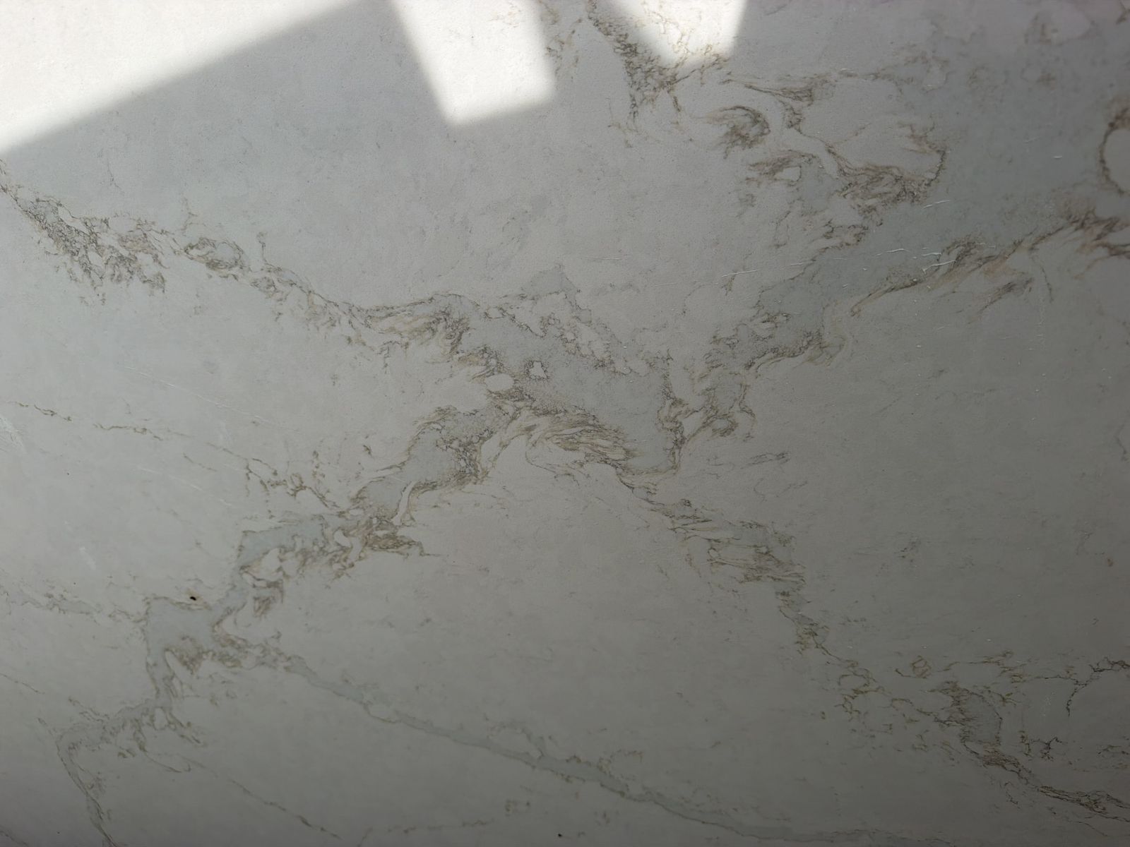 Main image 3