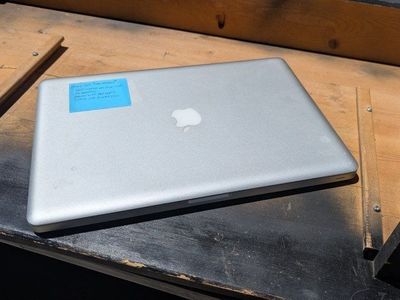 Apple MacBook Macintosh ProBook PC computer notebook laptop