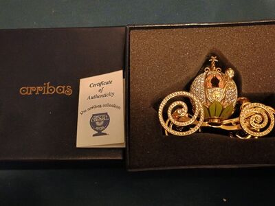 Disney Store Cinderella's Coach Arribas Brothers Swarovski COA Figurine